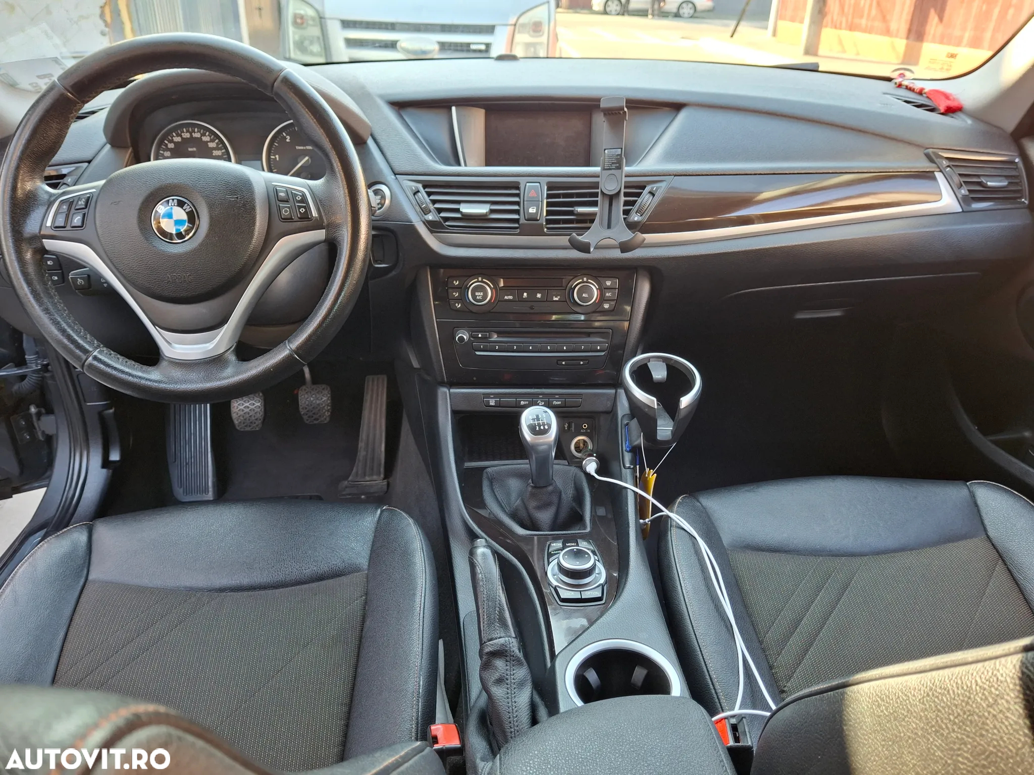 BMW X1 xDrive18d xLine - 10