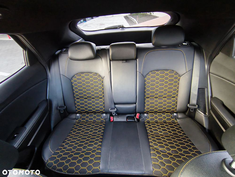 Kia XCeed 1.6 GDI PHEV L Business Line DCT - 38