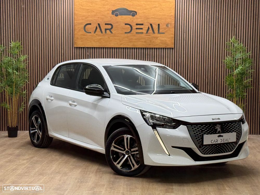 Peugeot e-208