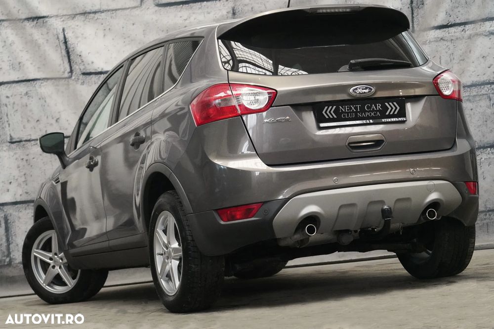 Ford Kuga 2.0 TDCi 4WD Powershift Titanium - 3