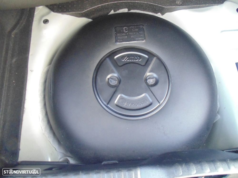 Citroën C3 1.2 PureTech Shine - 16