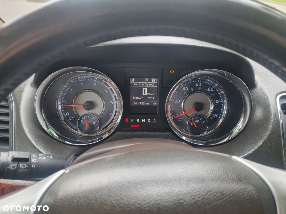 Chrysler Town & Country 3.6 Touring - 7