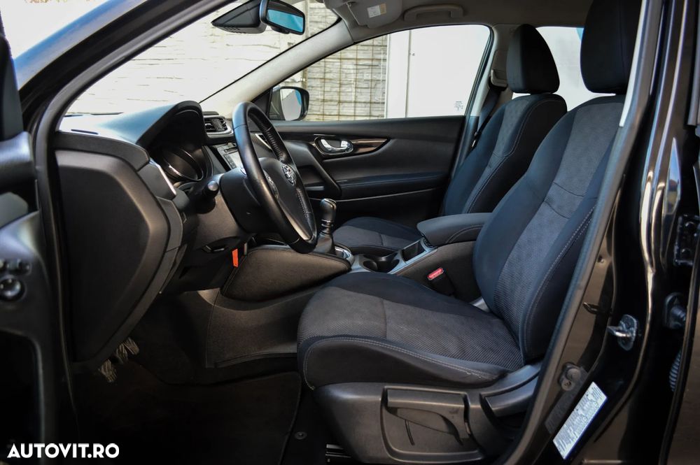 Nissan Qashqai 1.5 DCI N-Connecta - 24
