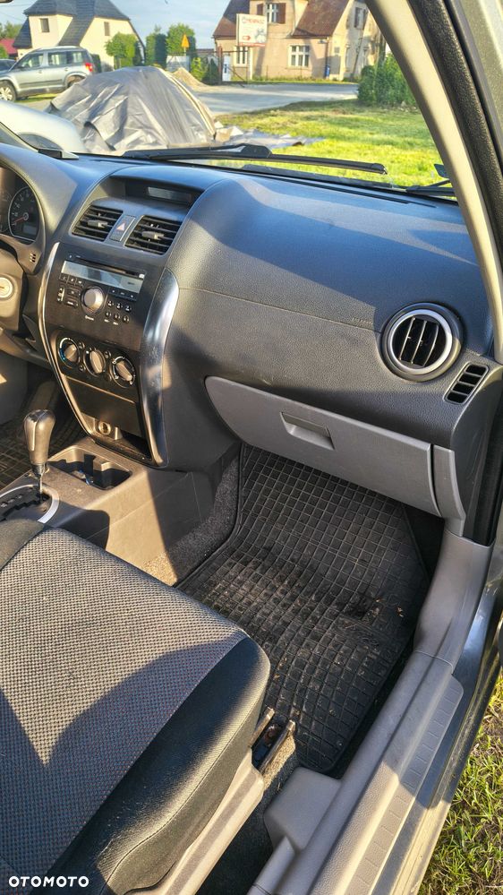 Suzuki SX4 - 6