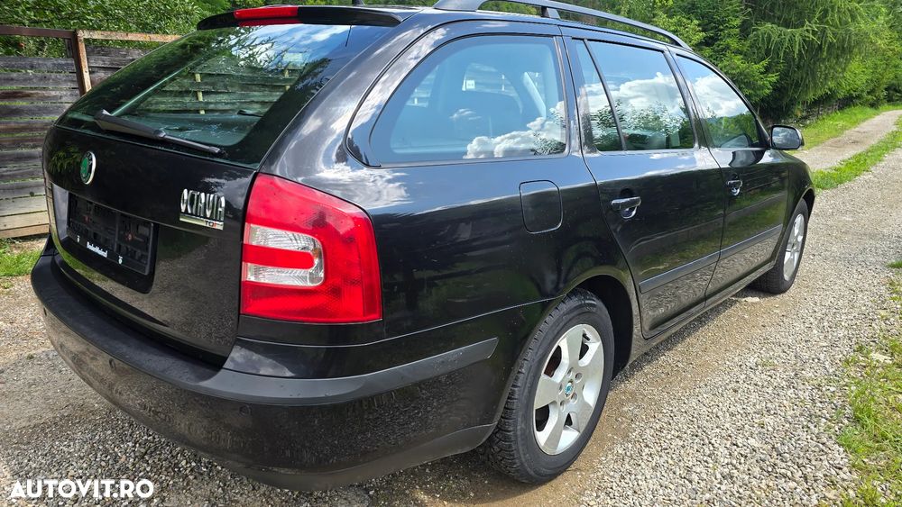 Skoda Octavia 2.0 TDI DPF Elegance - 4