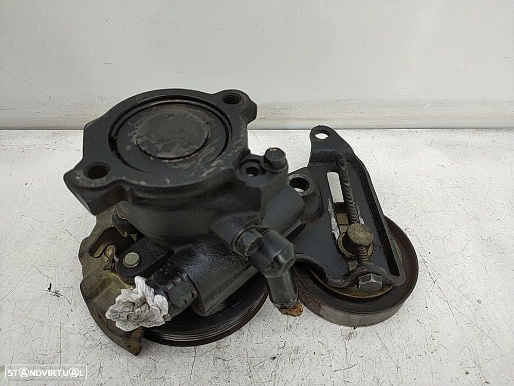 Bomba Direcção Assistida Toyota Carina E Três Volumes (_T19_) - 1