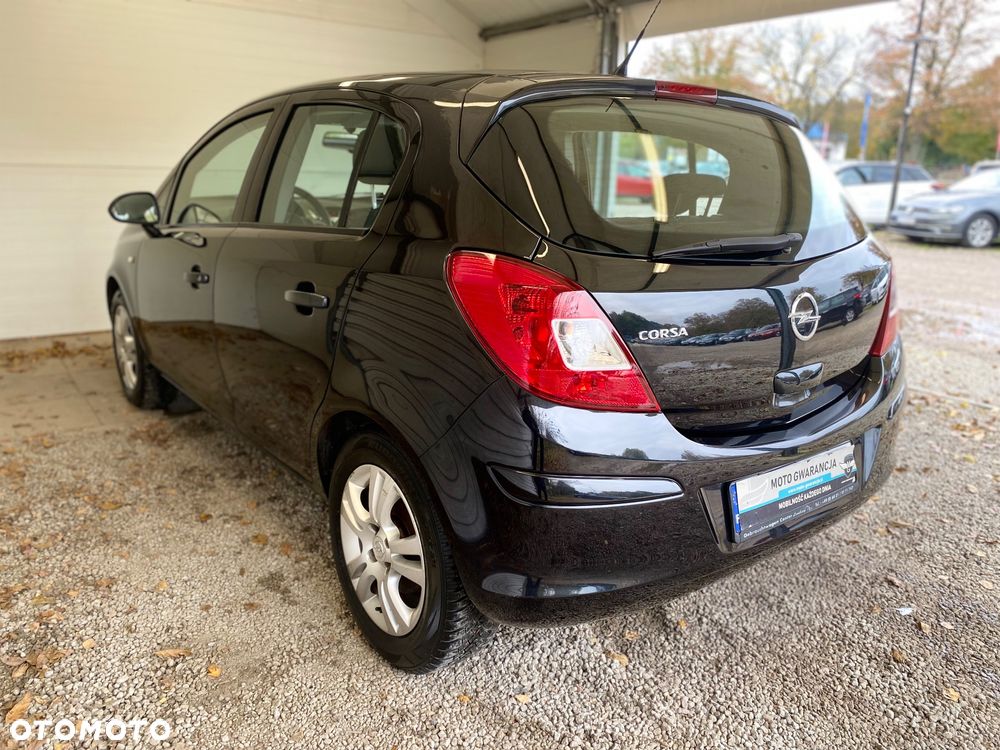 Opel Corsa 1.2 16V Enjoy - 4