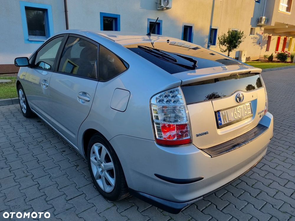 Toyota Prius 1.5 VVT-i Sol - 6