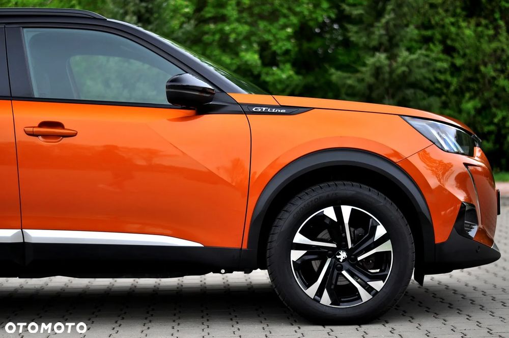 Peugeot 2008 ver-1-5-bluehdi-gt-s-s - 17