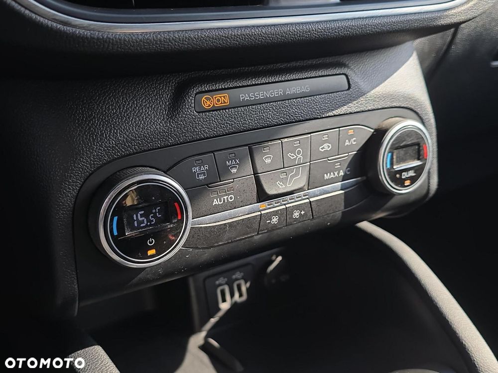 Ford Kuga 1.5 EcoBlue FWD Titanium - 17