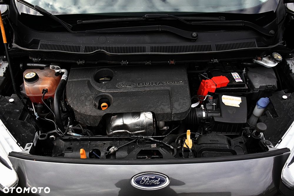 Ford Tourneo Courier 1.5 TDCi Trend - 24