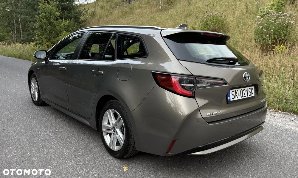 Toyota Corolla 1.8 Hybrid Comfort - 5