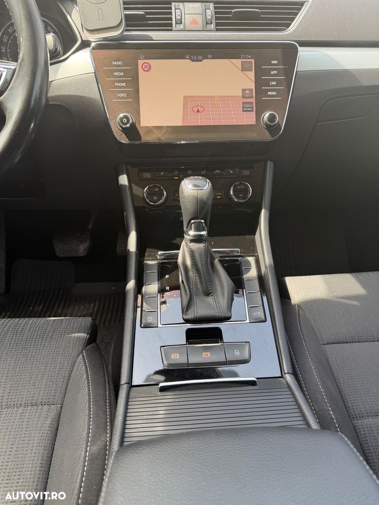 Skoda Superb 2.0 TDI DSG Active - 15