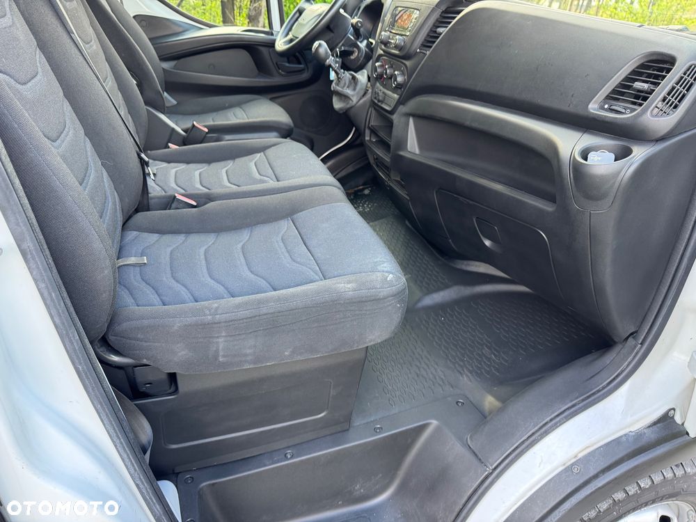 Iveco DAILY 35 C 15 BLASZAK Motor 3.0 Litry KLIMA - 14