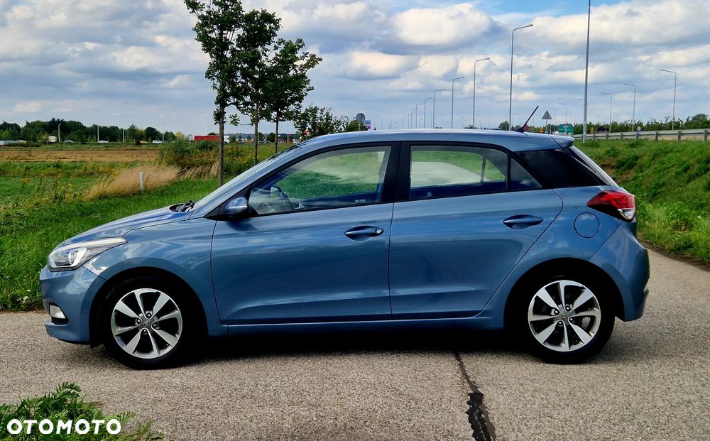 Hyundai i20 - 11
