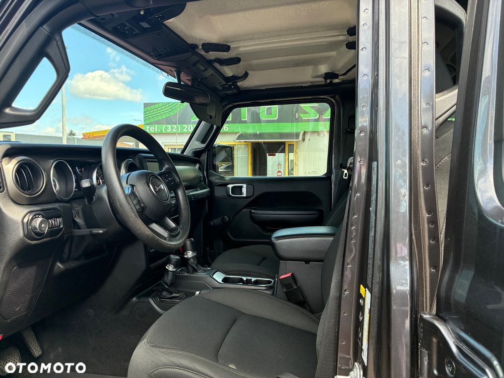Jeep Wrangler 2.0 T-GDI Hardtop AWD Automatik Sport - 29
