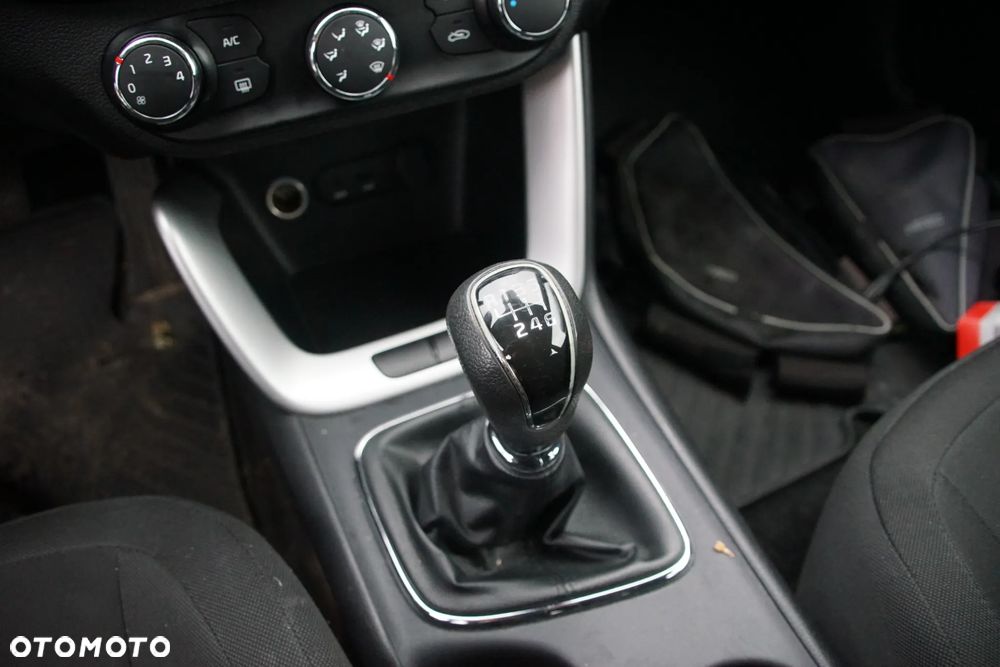 Auto na części - Kia ProCeed Pro_cee'd II 1.6 CRDI 110 KM D4FB WDJ6 WK 2014R Silnik Skrzynia Drzwi Klapa Błotnik Zderzak Lampa Szyba Lusterko Deska Kokpit Sterownik Moduł Czujnik Licznik Kierownica Panel - 13