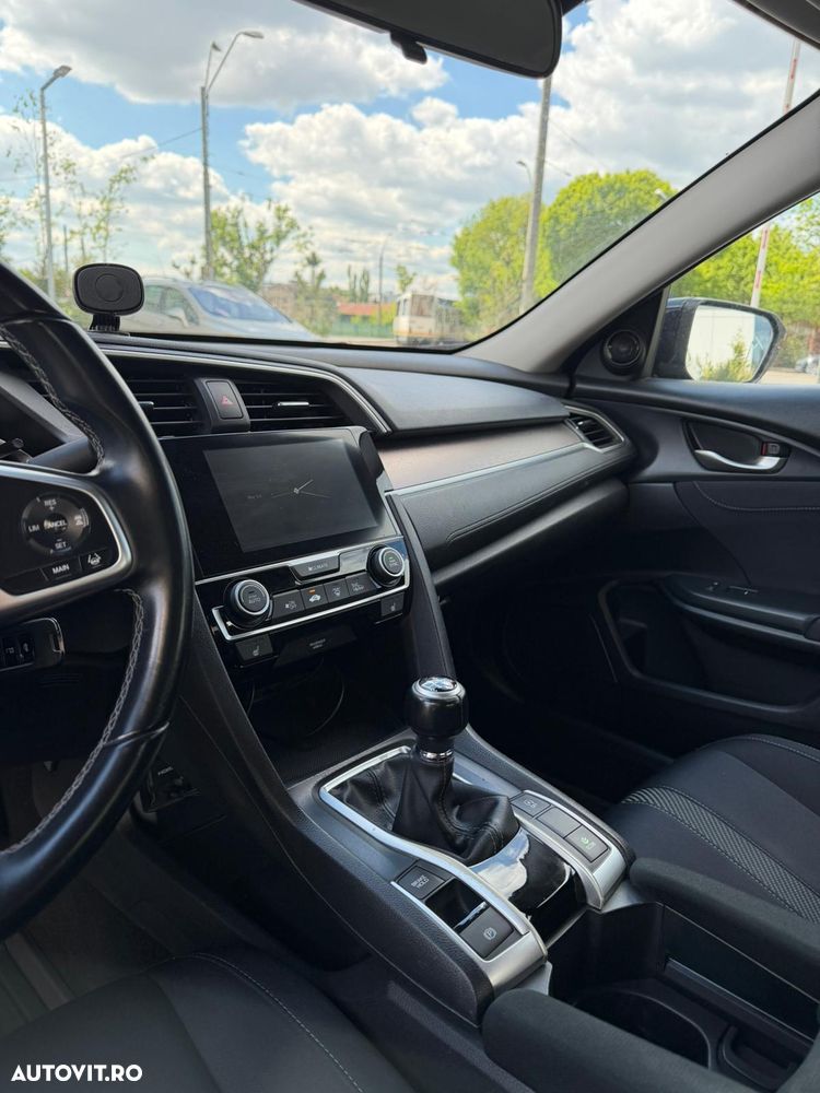 Honda Civic 1.5 VTEC Turbo Executive - 6