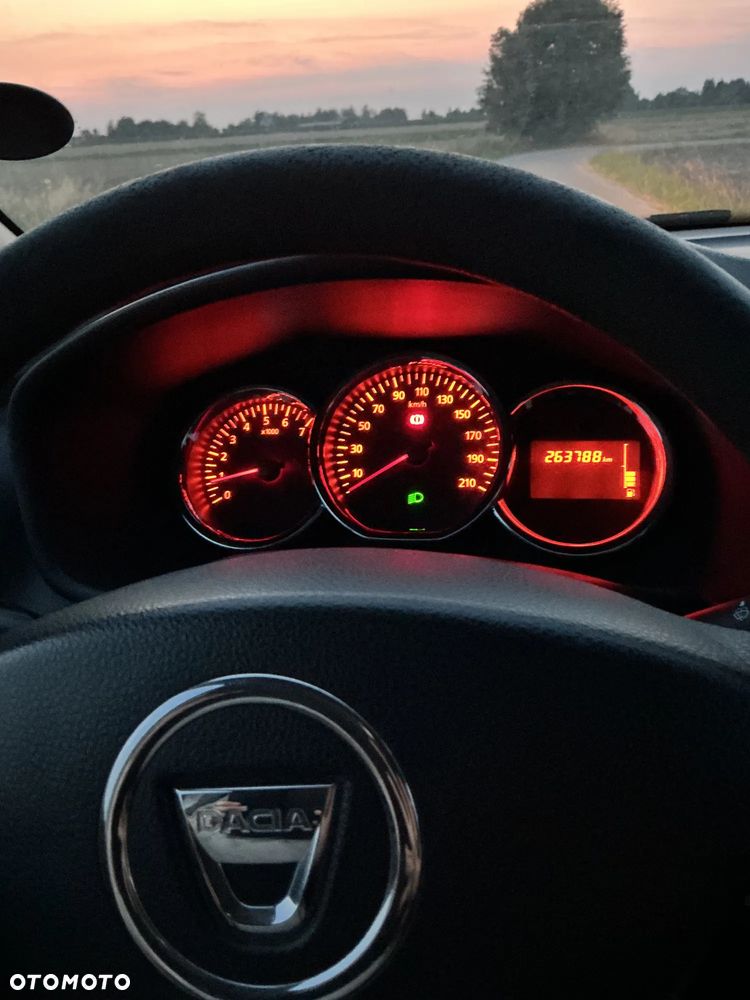 Dacia Logan 1.2 16V Access - 16