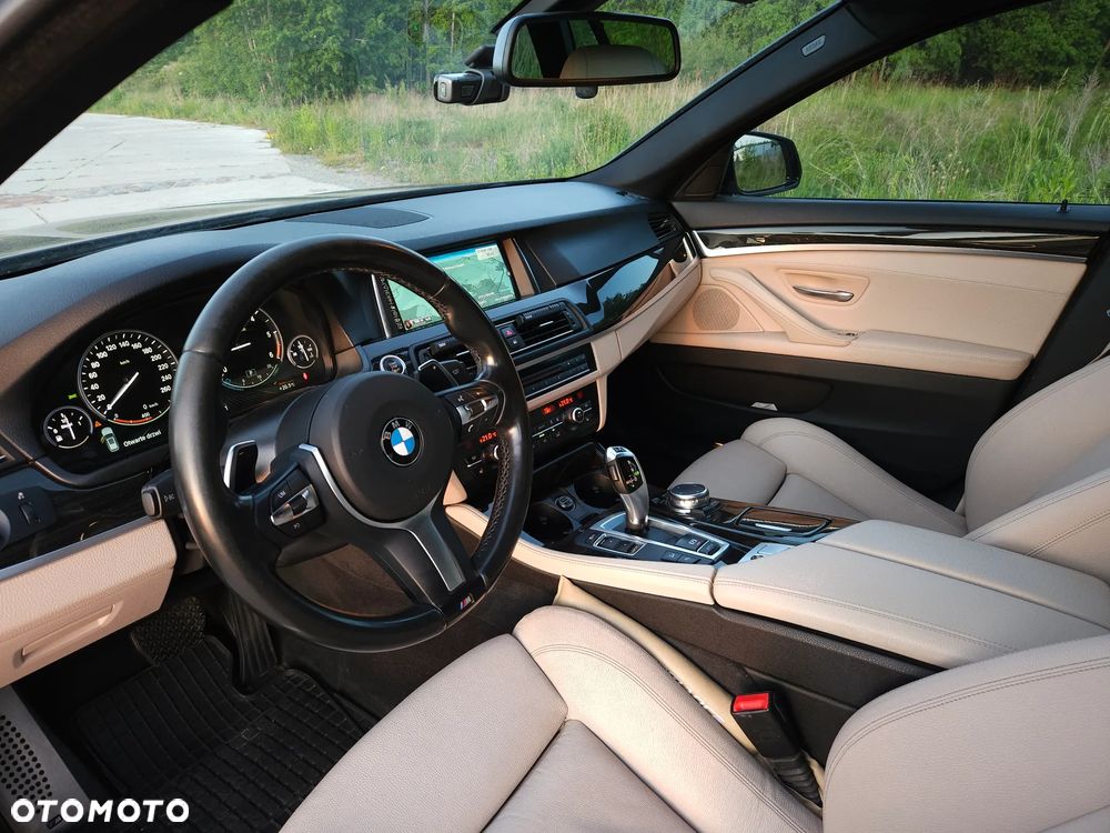 BMW Seria 5 520d xDrive Sport - 17