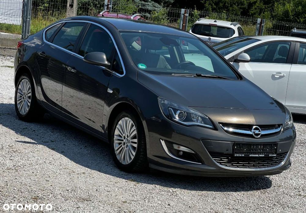 Opel Astra - 2