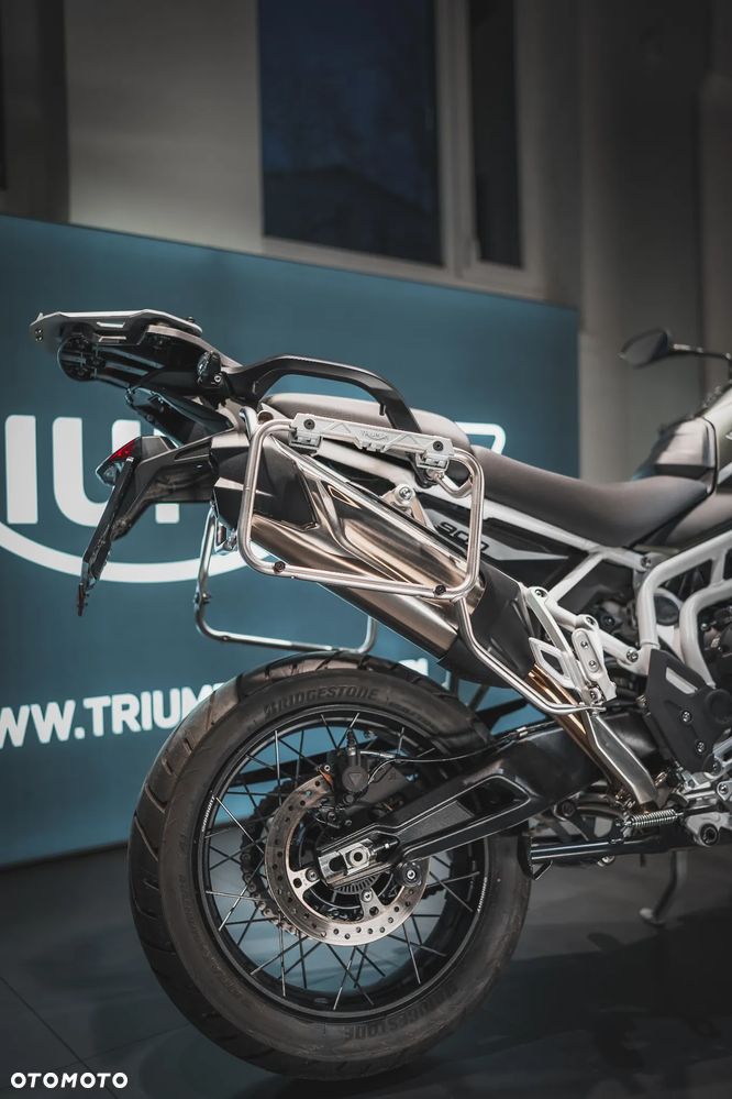 Triumph Tiger - 9