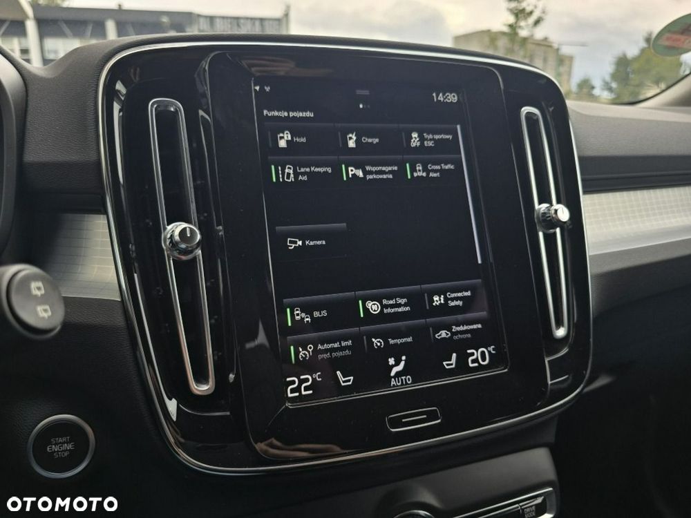 Volvo XC 40 - 26