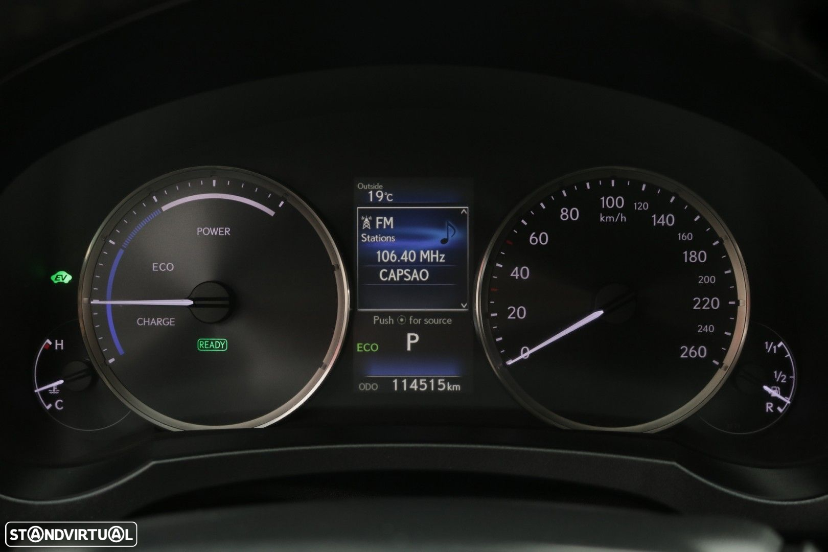Lexus IS 300H Executive - 43