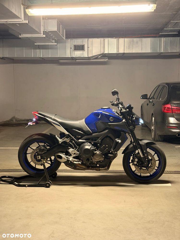 Yamaha MT - 11