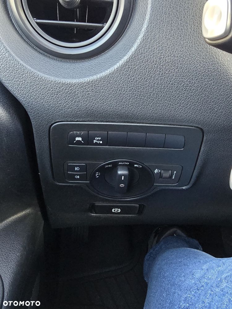 Mercedes-Benz VITO - 7