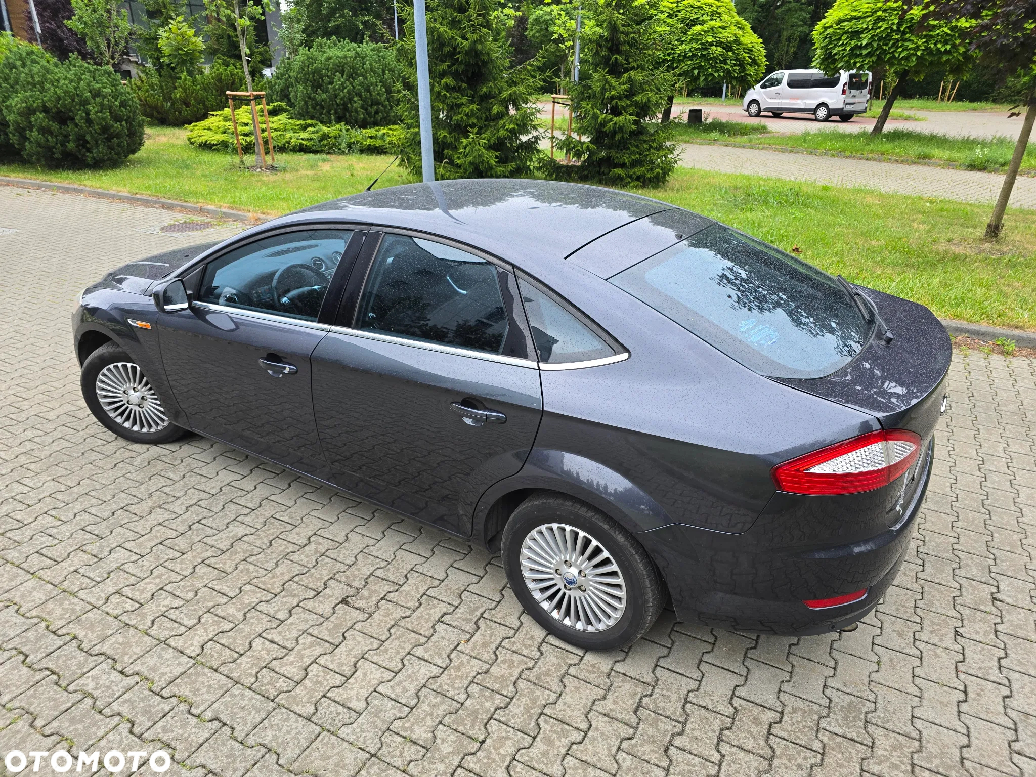 Ford Mondeo 1.8 TDCi Ambiente - 21
