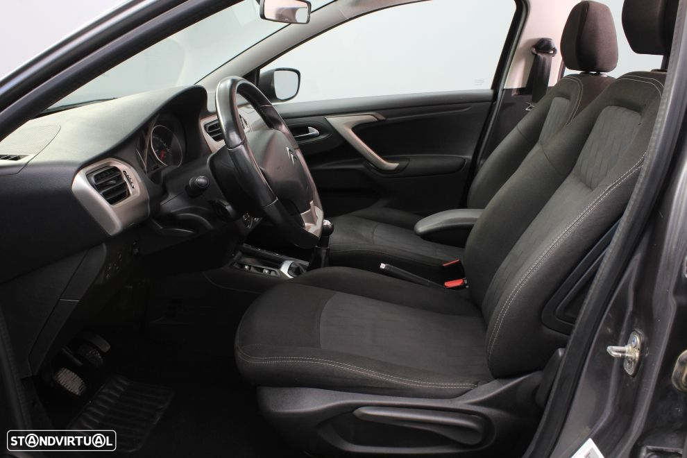 Citroën C-Elysée 1.2 PureTech Shine - 23