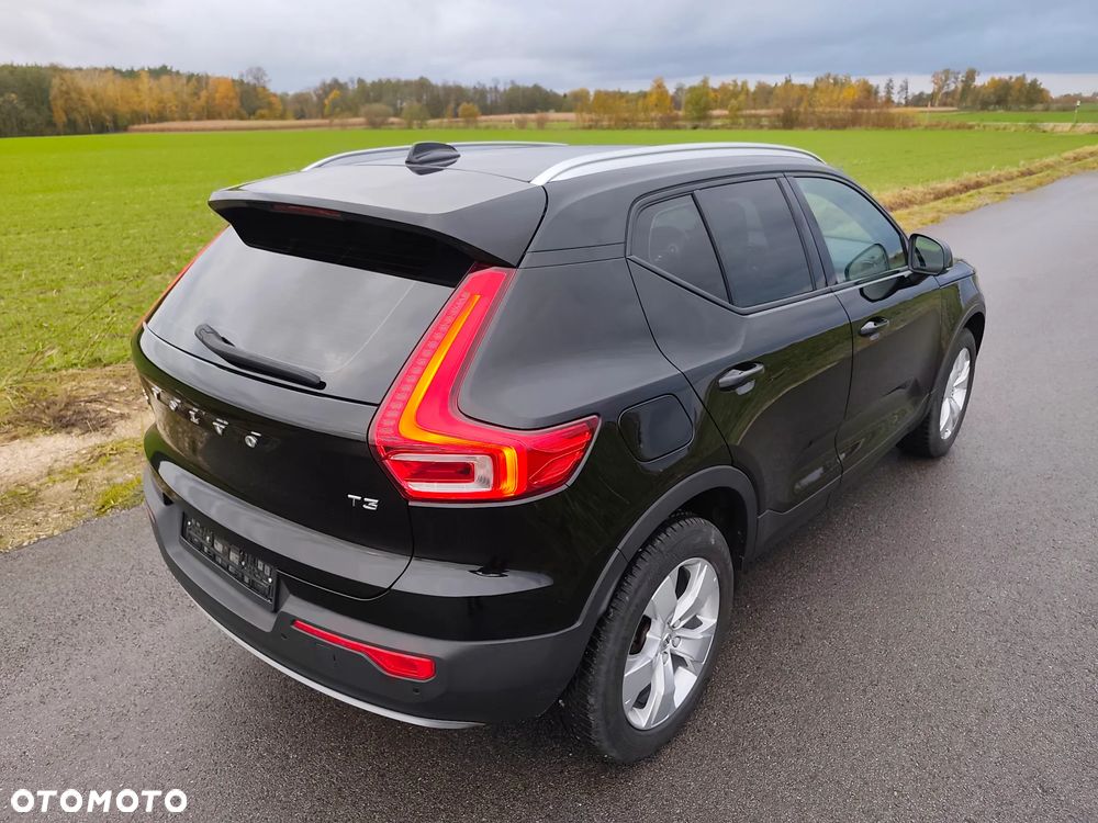 Volvo XC 40 T3 Momentum - 11