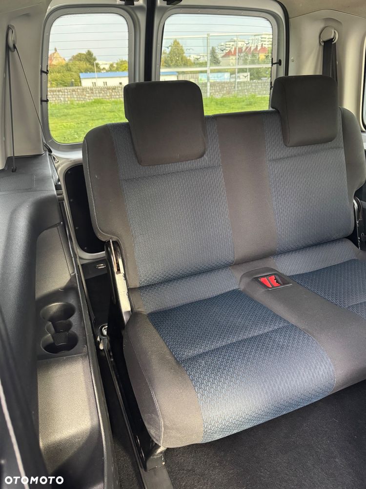 Volkswagen Caddy Maxi 2.0 TDI Comfortline - 15