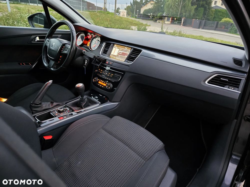 Peugeot 508 SW 155 THP Active - 17