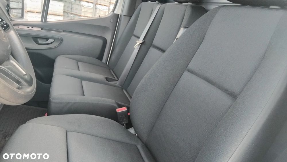 Mercedes-Benz SPRINTER - 22