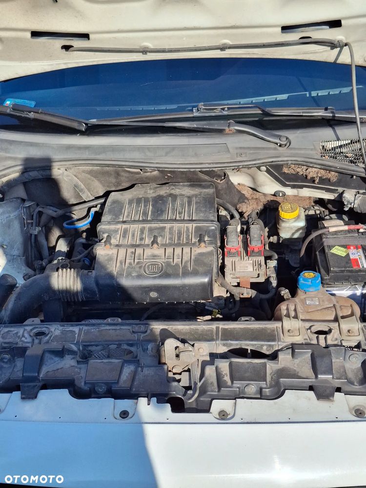 Fiat Grande Punto 1.4 8V 360 - 15