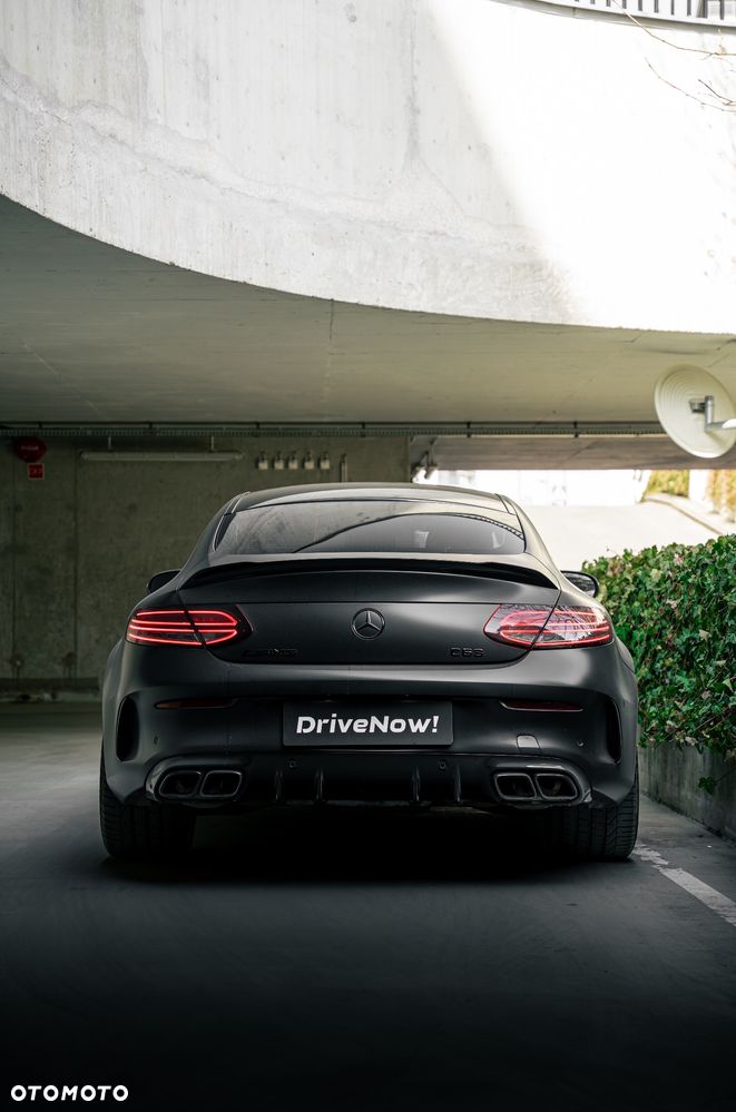 Mercedes-Benz Klasa C 63 AMG 9G-TRONIC - 3