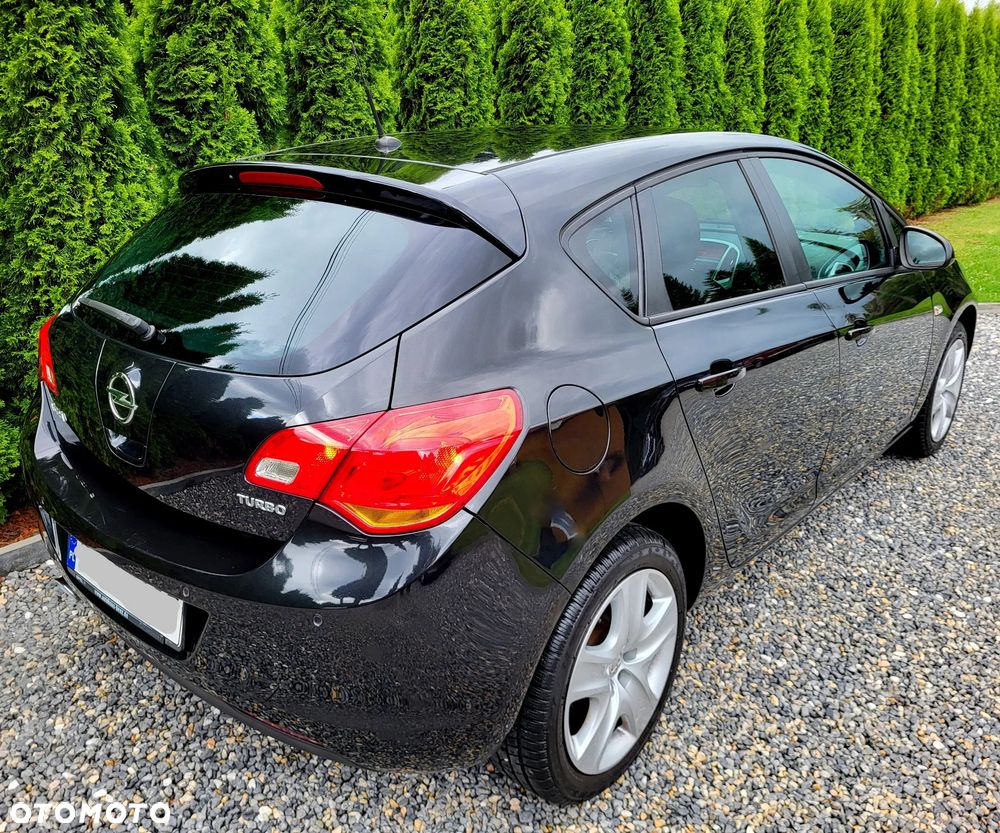 Opel Astra 1.4 T Cosmo - 2