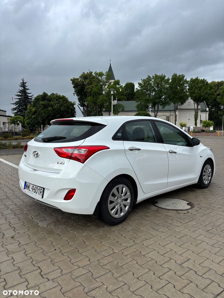 Hyundai i30 1.4 CRDi Comfort - 3