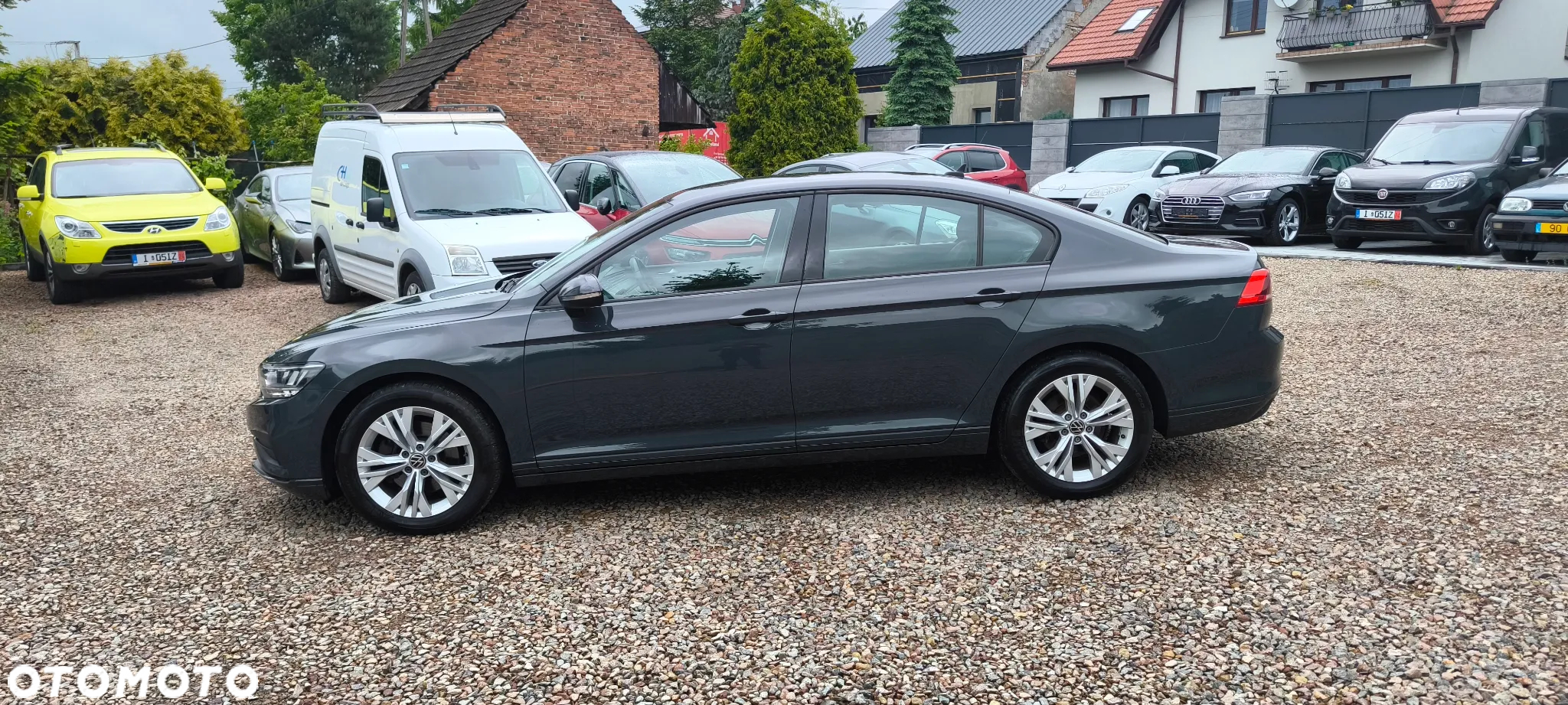 Volkswagen Passat - 3