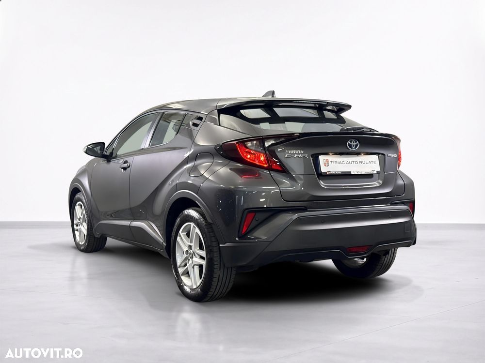 Toyota C-HR - 4