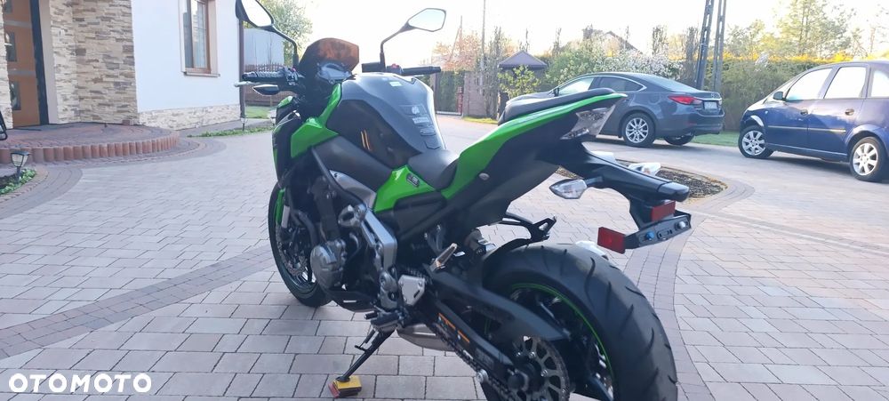 Kawasaki Z 900 - 14