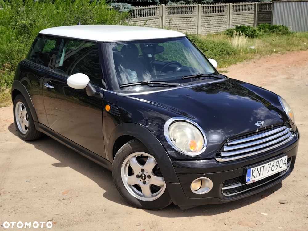 MINI Cooper D 50 Mayfair - 2