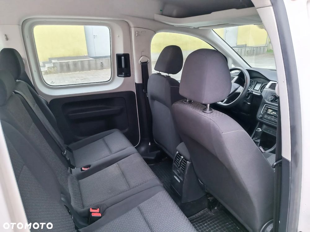 Volkswagen Caddy 2.0 TDI Comfortline - 15
