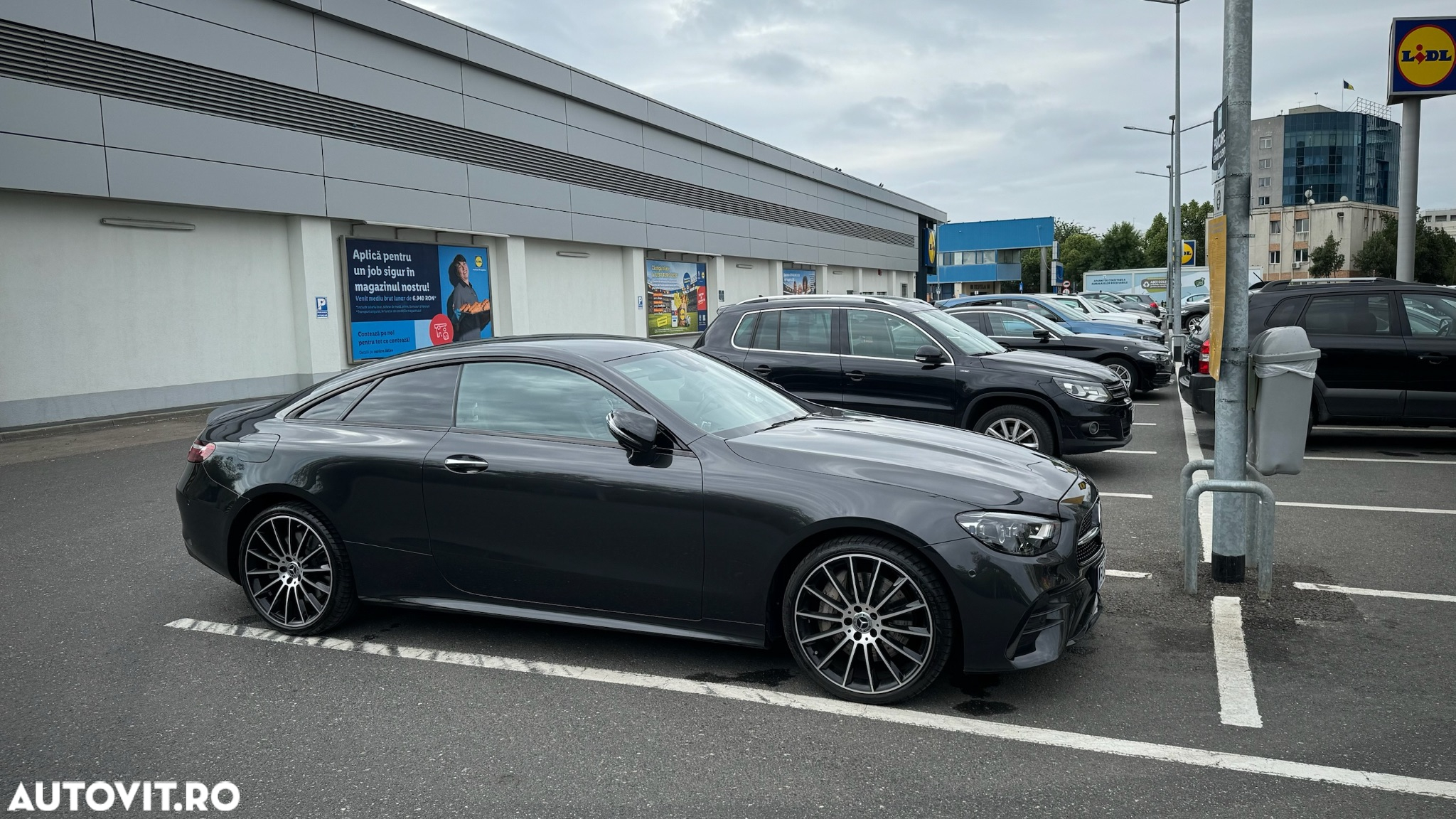 Mercedes-Benz E - 23