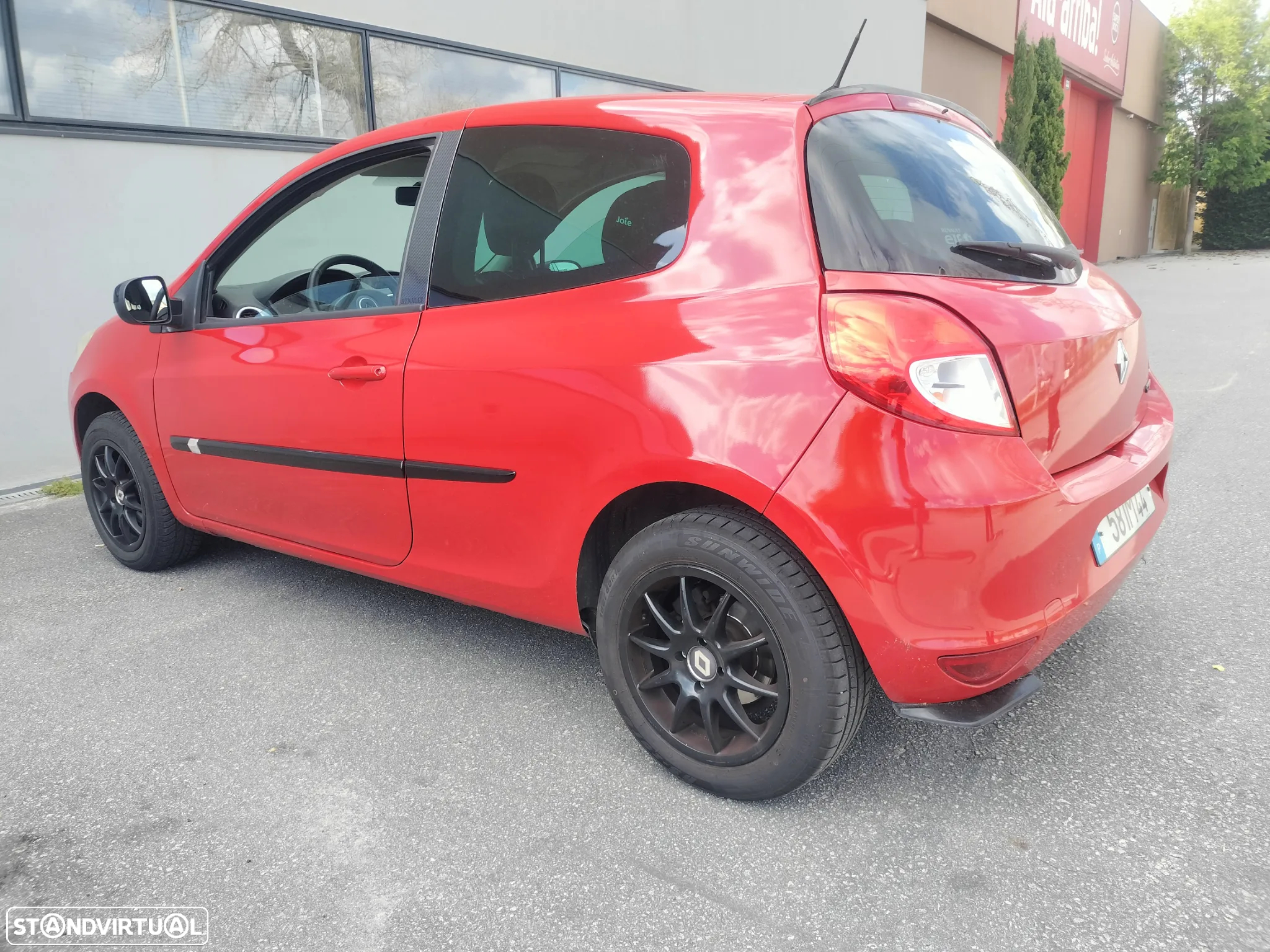 Renault Clio 1.2 16V GT - 12