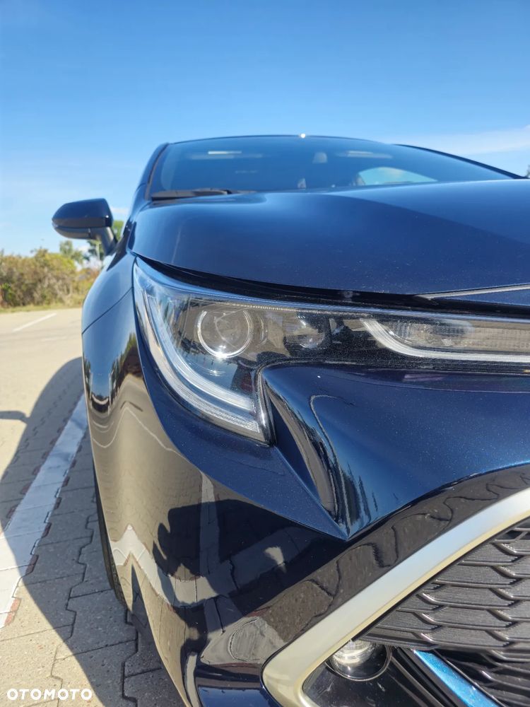 Toyota Corolla - 5