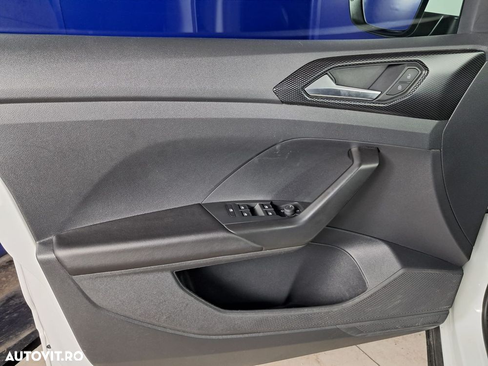 Volkswagen T-Cross - 10