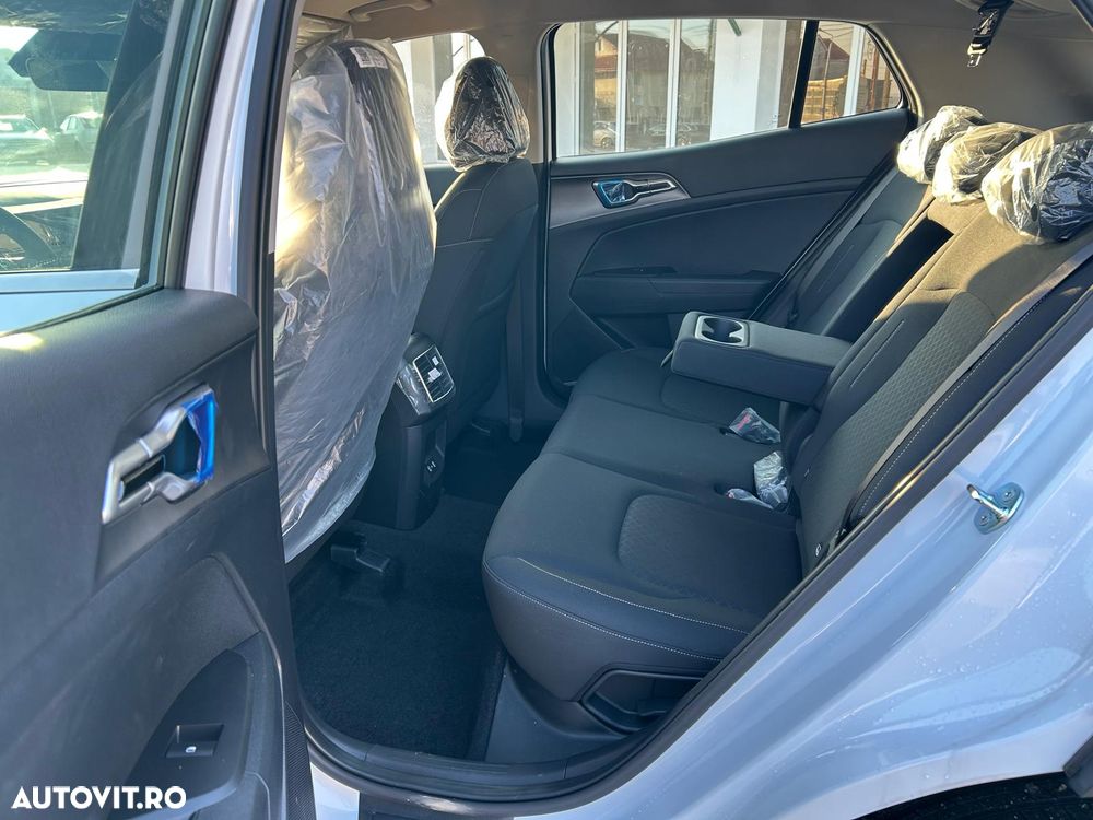 Kia Sportage 1.6 T-GDI 6MT 4x2 Urban - 11